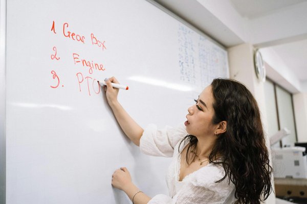 How do UK businesses foster a culture of innovation and adaptability?